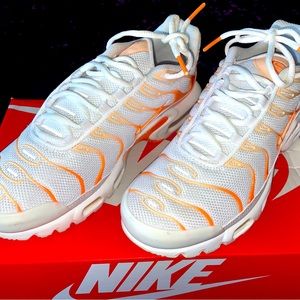 WMNS NIKE AIR MAC PLUS